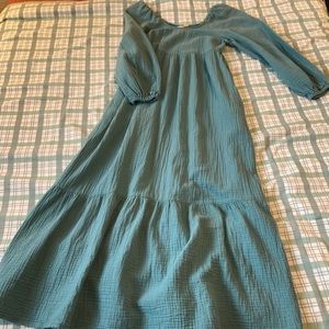 Balloon-sleeve maxi dress